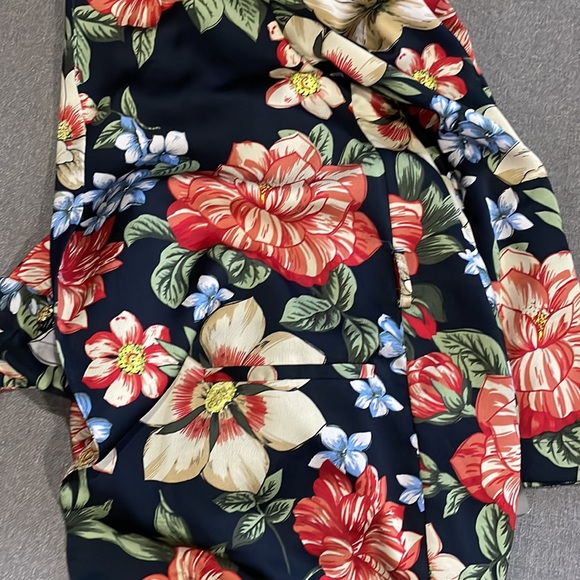 Zara Black Floral Print Open Blazer with option Tie Belt - Picture 15 of 15